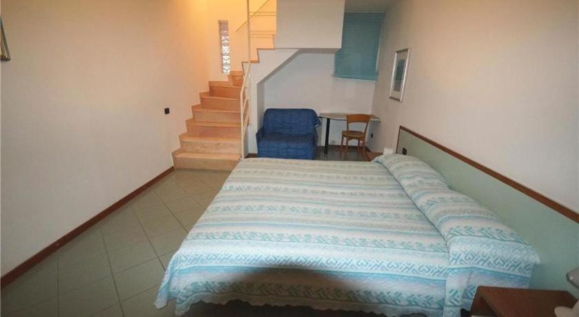 Apart-hotel Mediterraneo